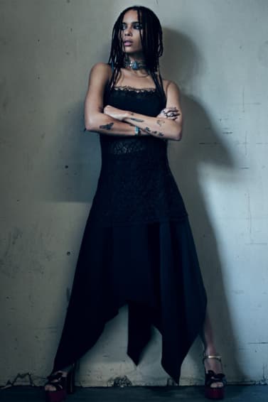 Zoë Kravitz が米ファッション誌 'FLAUNT' に登場