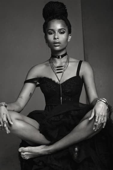 Zoë Kravitz が米ファッション誌 'FLAUNT' に登場