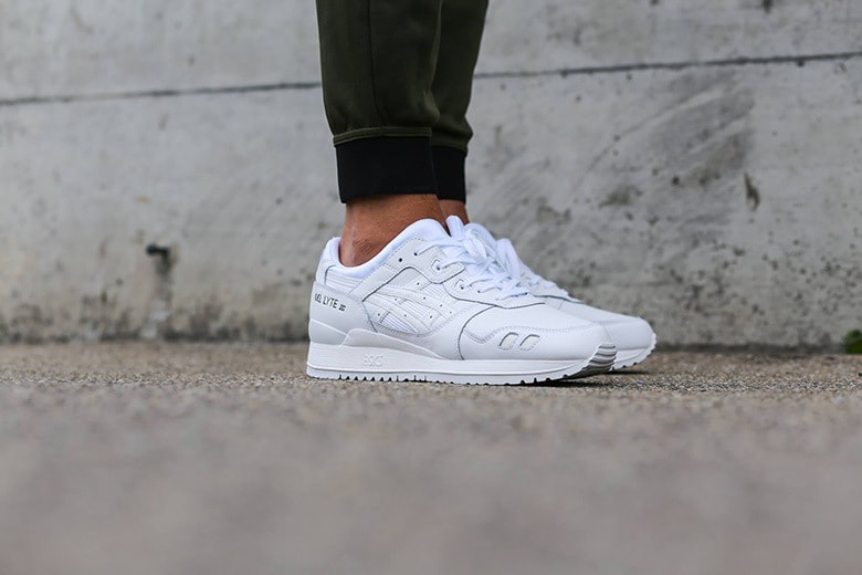 ASICS GEL-LYTE III オールホワイト & オールブラック