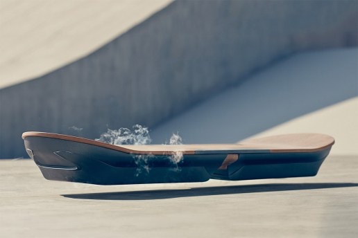 Lexus がホバーボード “SLIDE” を開発