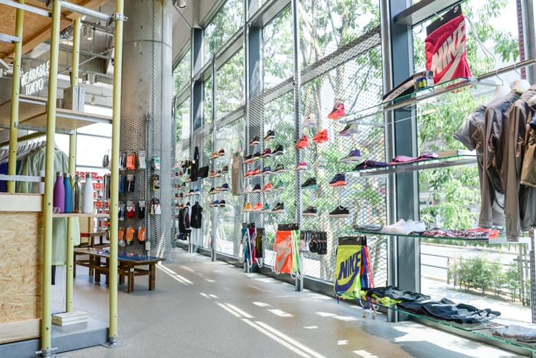 Shops: EN ROUTE FUTAKOTAMAGAWA