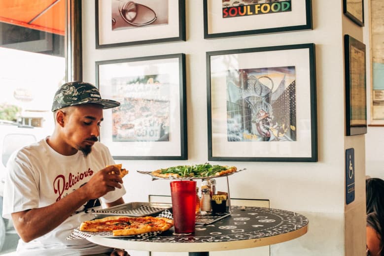 XLARGE® x Delicious Pizza カプセルコレクション