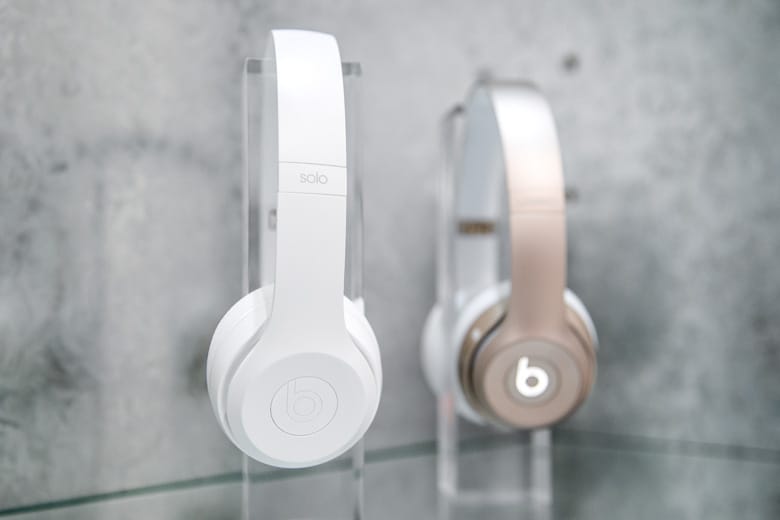 Beats by Dre “Solo2” オールホワイトマット