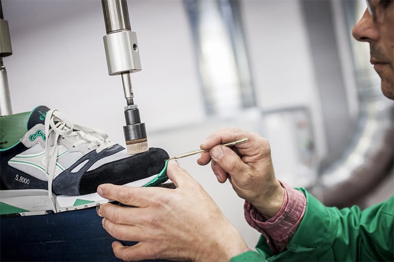 DIADORA の新モデル“S8000 OG” が限定発売