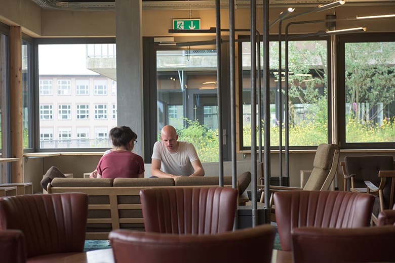 Factory: トラックタープの行方は？ FREITAG の工場の全貌を知る