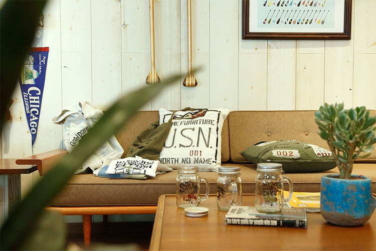 ACME Furniture x BEAMS T ポップアップショップ 『SOMEHOW』