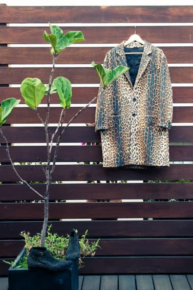 『The Coveteur』が Miguel の LA にある自宅を訪問