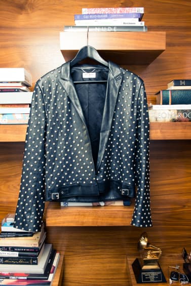 『The Coveteur』が Miguel の LA にある自宅を訪問