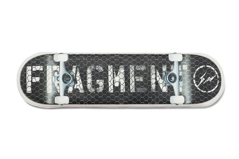 the POOL aoyama “SKATE” カプセルコレクション