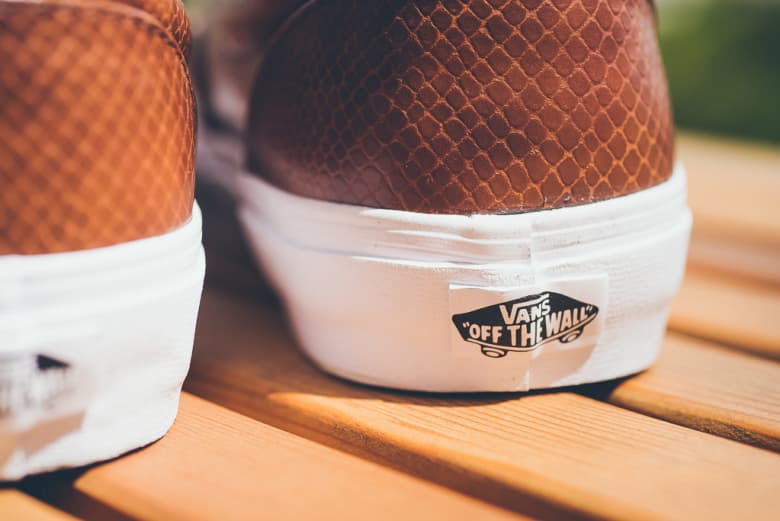 Vans “Snake Era” Brown/Black