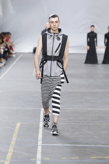 Y-3 2016 Spring/Summer コレクション