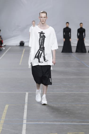 Y-3 2016 Spring/Summer コレクション