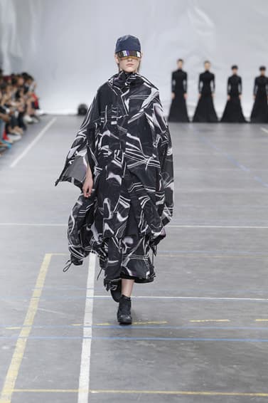 Y-3 2016 Spring/Summer コレクション