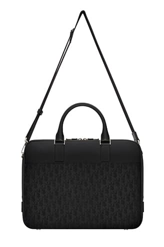 Dior Homme 日本限定のアクセサリーライン “DARK LIGHT COLLECTION”