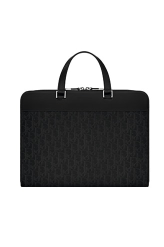 Dior Homme 日本限定のアクセサリーライン “DARK LIGHT COLLECTION”