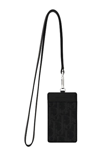 Dior Homme 日本限定のアクセサリーライン “DARK LIGHT COLLECTION”