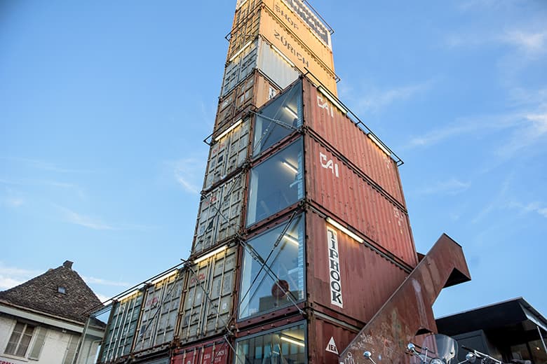 Shops: FREITAG Flagshipstore in Zurich