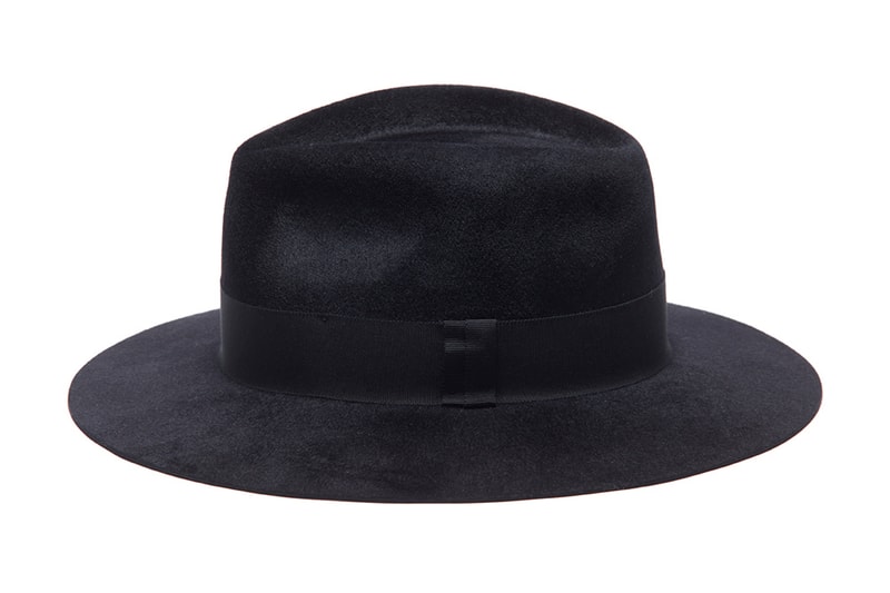Larose Paris “NOIR” コレクション
