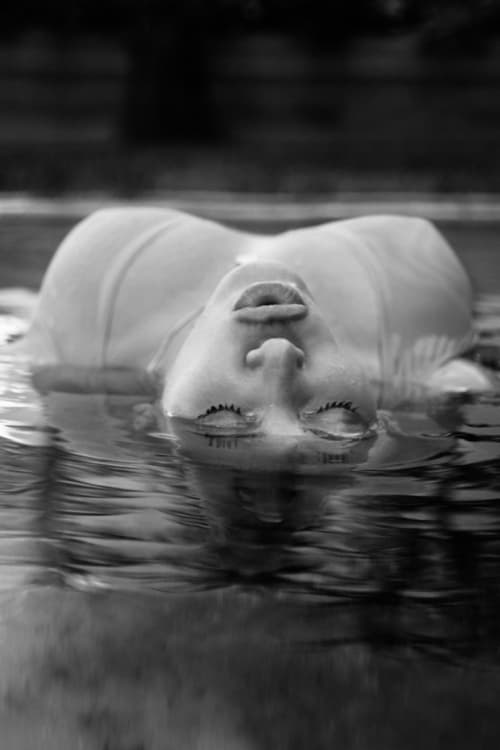 『FLAUNT』Magazine のエディトリアルに Beyoncé が登場