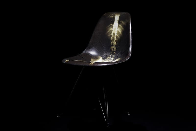 Dr. Woo x Modernica グラスファイバーサイドチェア