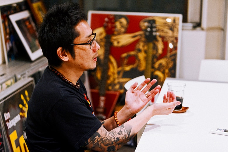 Interviews: 横山健が語るタモリ、アートワーク、Apple Music そして、「引退」