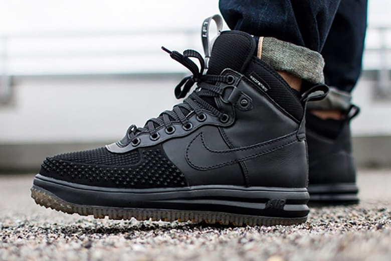 ウィンターブーツ仕様の Nike Lunar Force 1 Duckboot