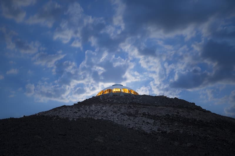 モハべ砂漠のオアシス “The Volcano House”