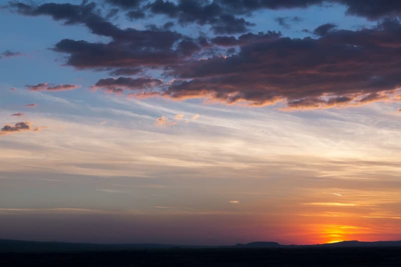 モハべ砂漠のオアシス “The Volcano House”