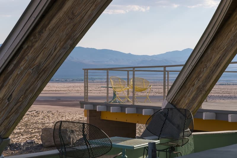 モハべ砂漠のオアシス “The Volcano House”