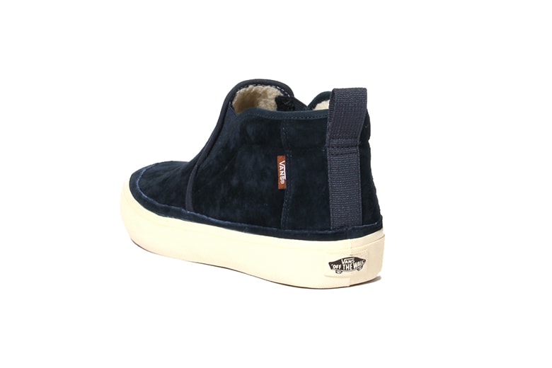 Vans × WISM 限定カラー “MID SLIP SF（SURF LINE）”