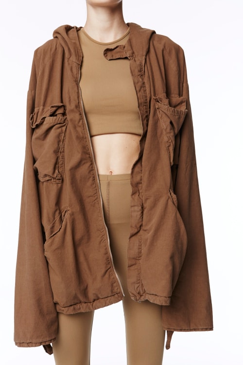 Yeezy Season 2 にクローズアップ