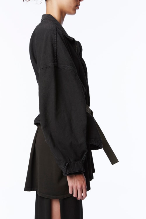 Yeezy Season 2 にクローズアップ