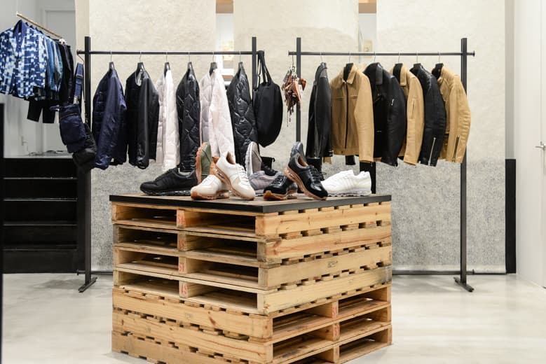 Shops: 吾亦紅〜WARE-MO-KOU