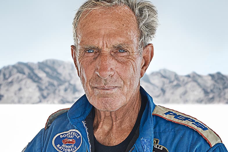 Alexandra Lier のドキュメント写真集『The World's Fastest Place』