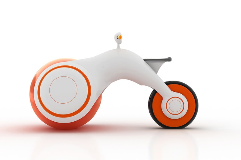 補助輪不要の画期的な自転車「B.Bike」