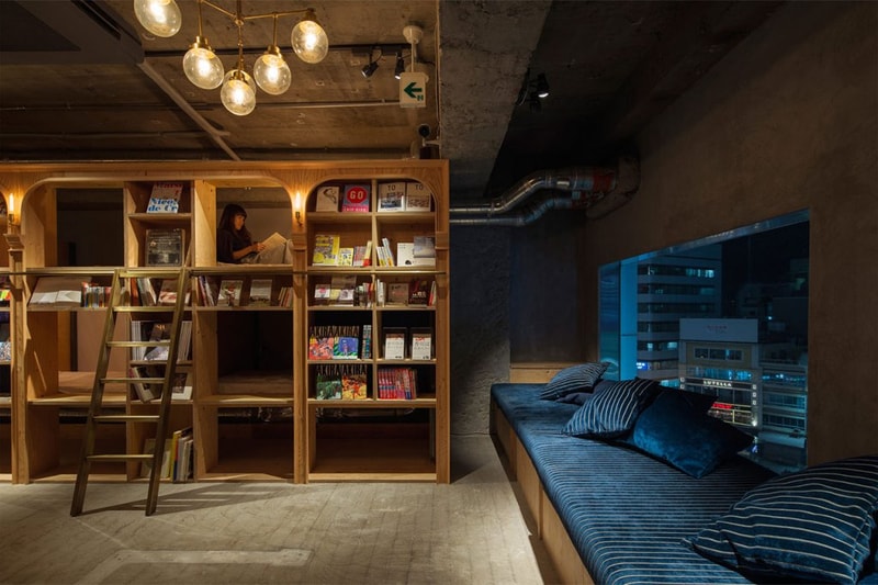 “寝落ち”してしまうホステル『Book and Bed』