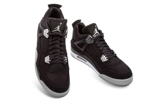 Eminem x Carhartt x Air Jordan 4 が総額約2800万円で落札