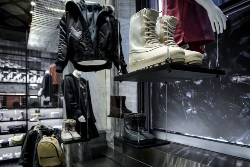 KITHがYeezy Season 1のインスタレーションを開催