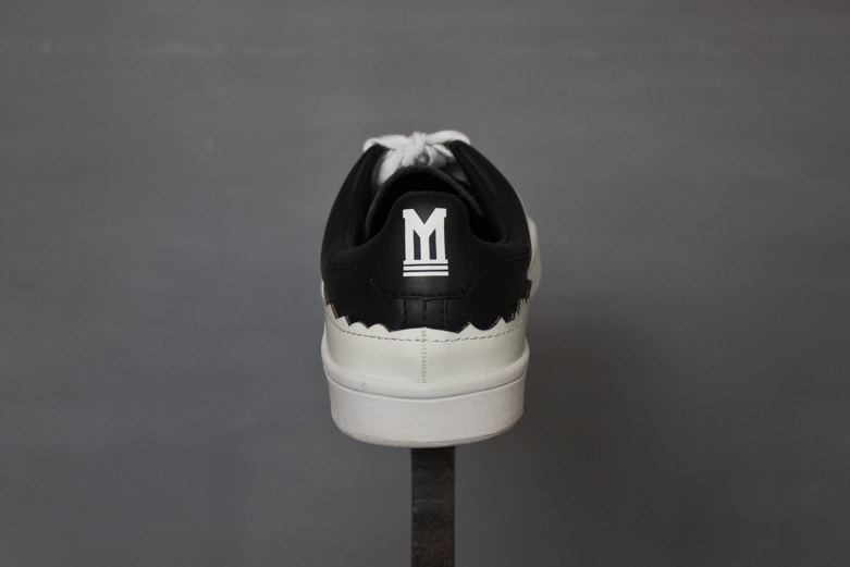 MIHARA YASUHIROの新ラインMYneがスニーカーを先行発売