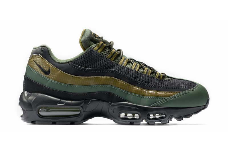 Nike Air Max 95 Essential "Carbon Green"
