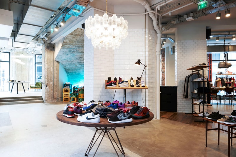 Sneakersnstuff がパリに新ショップをオープン
