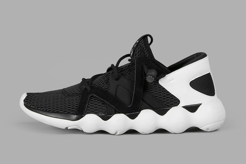 Y-3 2016 Spring/Summer フットウエアコレクション