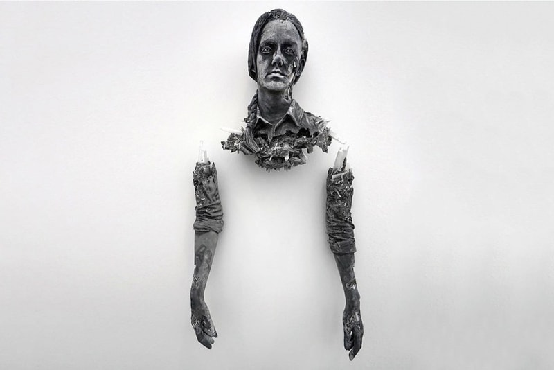 灰や鉱物で作られた Daniel Arsham の最新作