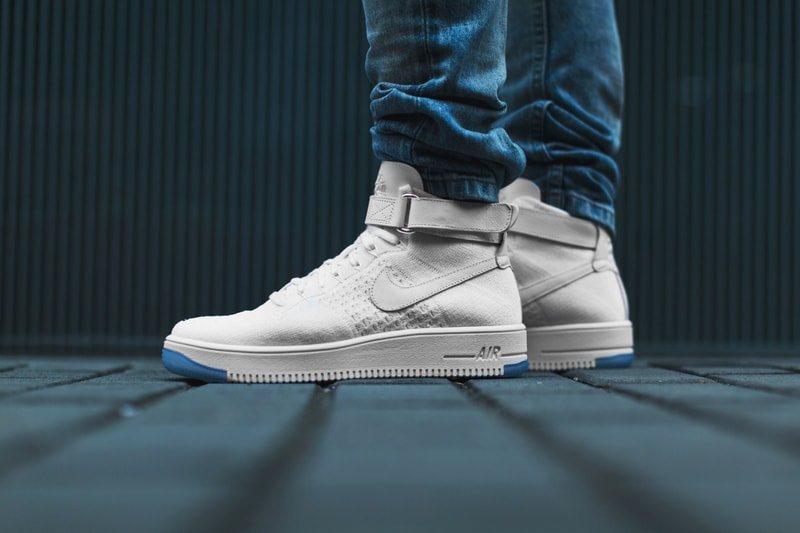 Nike Air Force 1 Ultra Flyknit のディテールをクローズアップ