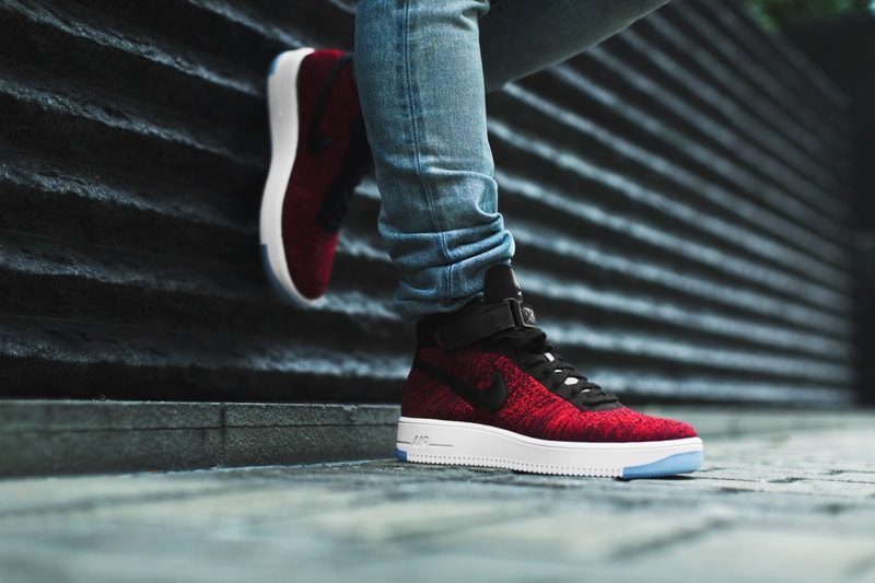 Nike Air Force 1 Ultra Flyknit のディテールをクローズアップ