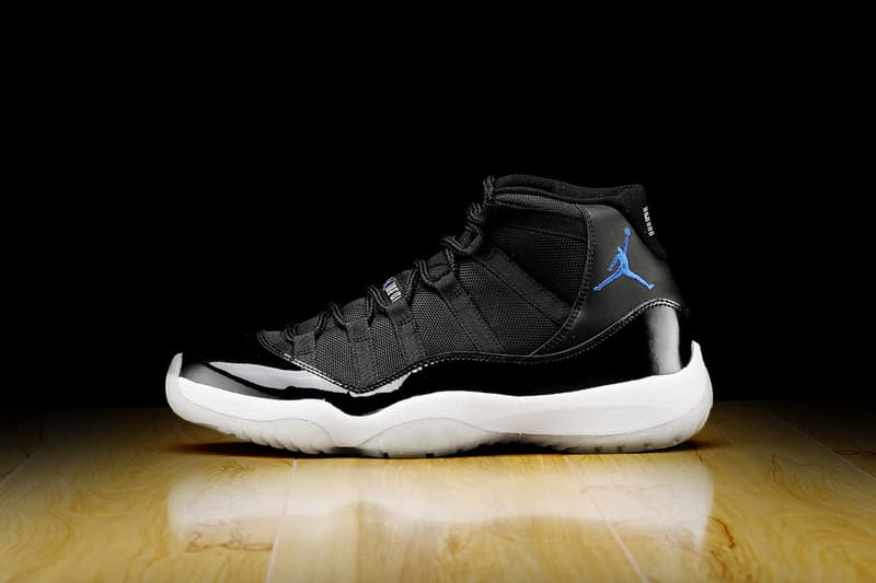  Air Jordan 11 "Space Jam" Retro