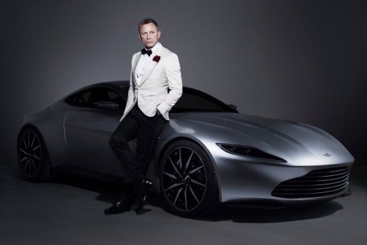 James Bond が『007 スペクター』で使用した Aston Martin DB10 がオークションに登場