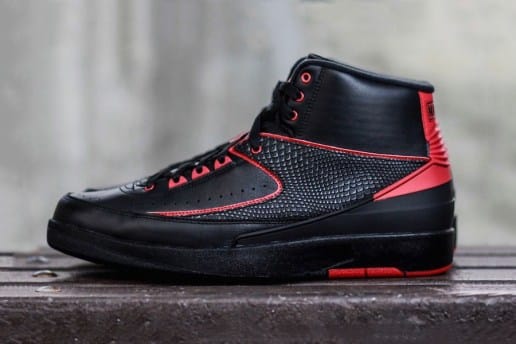 Air Jordan 2 "Alternate '87" にクローズアップ