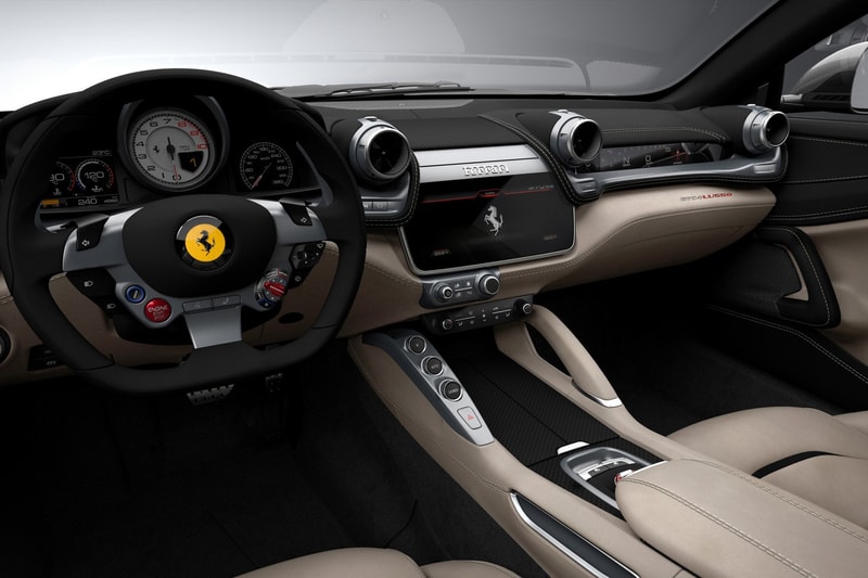 Ferrari の FF改良モデル GTC4 Lusso が登場