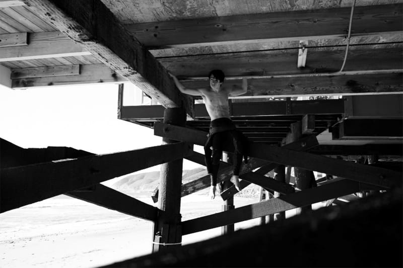 Saint Laurent の最新コレクションティザービデオに Dylan Lee が登場